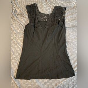 Express Lace Women’s top